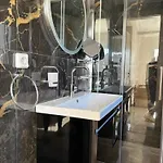 Βίλα White Three Bedroom