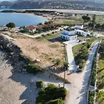 Βίλα White Three Bedroom *