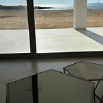 Вилла White Three Bedroom