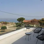 White Three Bedroom * Миния