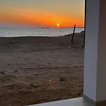 White Three Bedroom Вилла