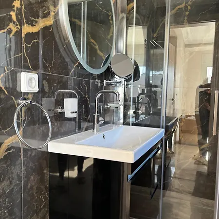 Villa White Three Bedroom