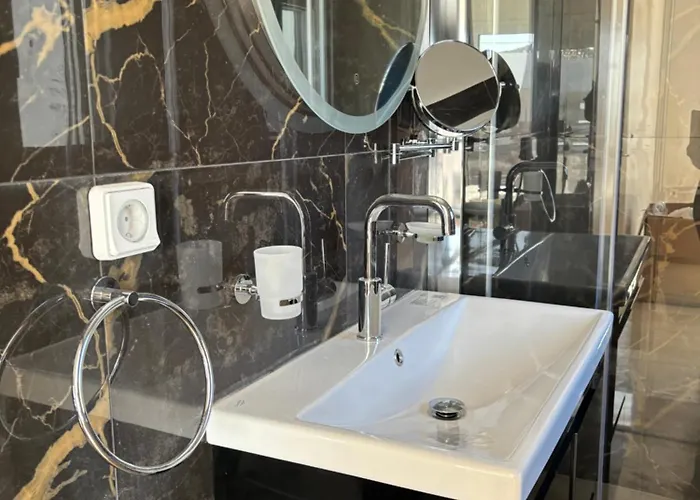 Villa White Three Bedroom *