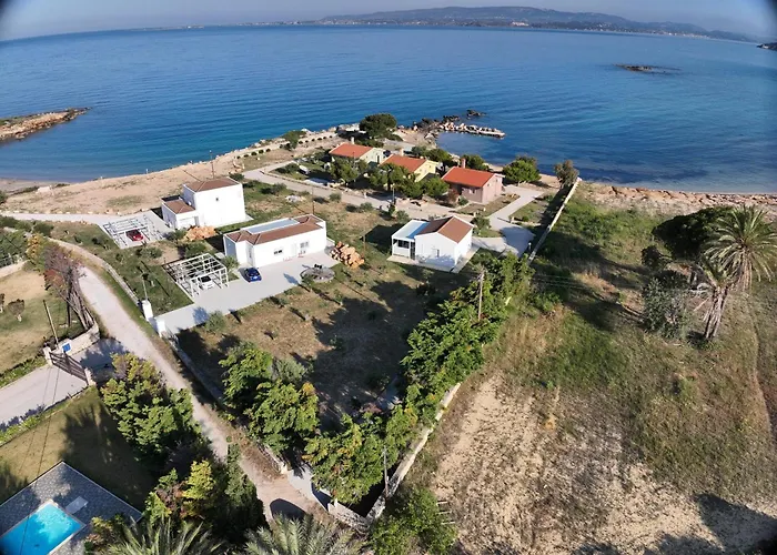 White Three Bedroom * Minia